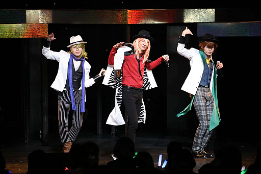 画像ギャラリー No.006のサムネイル画像 / 「アイ★チュウ」，7月27日に開催された「Live!!!アイ★チュウ　ザ・ステージ〜Planète et Fleurs〜」のライブレポートが到着