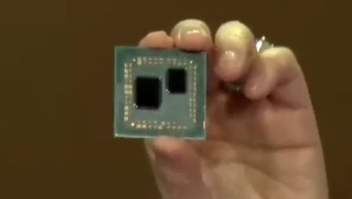 画像ギャラリー No.002のサムネイル画像 / AMD,第3世代Ryzenを披露。サンプルチップの時点でCINEBENCH R15のスコアはi9-9900Kを上回る