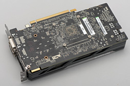 画像ギャラリー No.005のサムネイル画像 / HW短評：Sapphire「SAPPHIRE NITRO R7 370」（1）スペックと「DUAL-X」クーラーの実力を確認