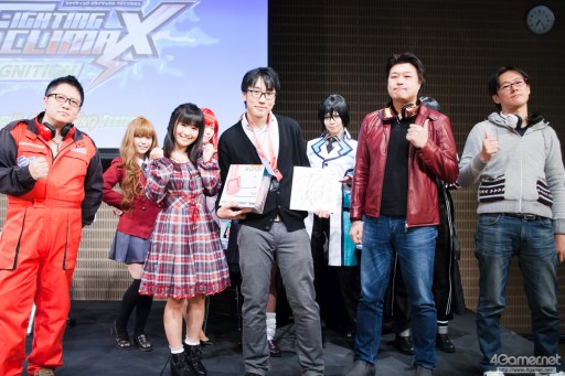 画像ギャラリー No.092のサムネイル画像 / セガの格ゲーイベント「APM D-1 FIGHTING FESTIVAL」フォトレポート。「ブレードアークス」「恋姫」「DOA5U」「GGXrdR」「電撃FCI」の2015年度最後の覇者が決定