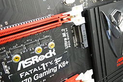 画像ギャラリー No.023のサムネイル画像 / 「Intel Z170」搭載のゲーマー向けマザーボードを各社が発表。高速化されたM.2スロットやUSB 3.1 Type-A＆Cポート搭載が標準に