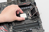 画像ギャラリー No.038のサムネイル画像 /  「Z170 PRO GAMING」を細かくチェック。2万円台半ばで買えるASUSのゲーマー向けマザーは新たな定番になるかも