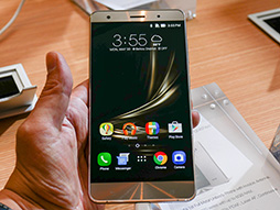 画像ギャラリー No.003のサムネイル画像 / Zenfone 3シリーズはカメラと映像補正，サウンドに新機能を投入。ASUS本社で新型スマートフォンのポイントを聞いてきた