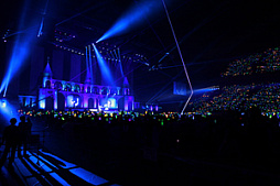 画像ギャラリー No.011のサムネイル画像 / 連日のサプライズゲストにサプライズしたシンデレラガールズ4thライブ「THE IDOLM@STER CINDERELLA GIRLS 4thLIVE TriCastle Story」最終日の模様をあなたへ
