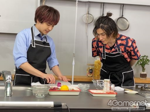 画像ギャラリー No.003のサムネイル画像 / 「あんスタ！！」CAFE CINNAMON ニキズキッチン第3回収録現場の潜入レポート。山口智広さん＆神永圭佑さんが冷や麦作りにちゃれんじ！