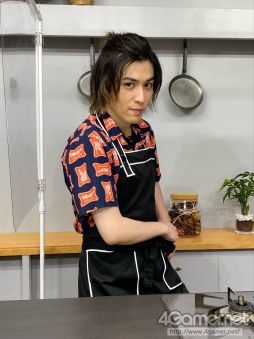 画像ギャラリー No.017のサムネイル画像 / 「あんスタ！！」CAFE CINNAMON ニキズキッチン第3回収録現場の潜入レポート。山口智広さん＆神永圭佑さんが冷や麦作りにちゃれんじ！