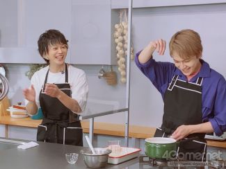 画像ギャラリー No.006のサムネイル画像 / 「あんスタ！！」CAFE CINNAMON ニキズキッチン第6回収録現場に潜入レポート。山口智広さん＆伊藤マサミさんがグラタンを作る！