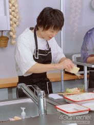 画像ギャラリー No.009のサムネイル画像 / 「あんスタ！！」CAFE CINNAMON ニキズキッチン第6回収録現場に潜入レポート。山口智広さん＆伊藤マサミさんがグラタンを作る！