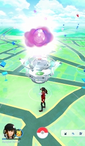 画像ギャラリー No.019のサムネイル画像 / 「Pokémon GO」，大型アップデートでジムが生まれ変わる。レイドバトルも披露されたプレス向けデモツアーをレポート