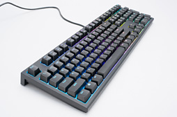 画像ギャラリー No.024のサムネイル画像 / 「REALFORCE RGB」レビュー。世界初，「キー入力がオンになる深さを変更できる機能」付きのゲーマー向け静電容量式キーボードは買いなのか