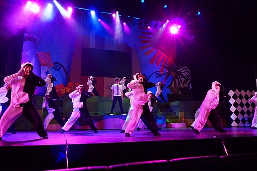 画像ギャラリー No.025のサムネイル画像 / 舞台公演「スーパーダンガンロンパ2 THE STAGE〜さよなら絶望学園〜」のゲネプロをレポート。原作に忠実なキャラクターや演出，そしてモノクマのハジけぶりを大いに楽しもう