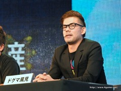 画像ギャラリー No.023のサムネイル画像 / グリーのスマホ向け新作RPG「追憶の青」発表会に，中島美嘉さんがゾンビになって登場。開発陣によるトークも行われたイベントをレポート