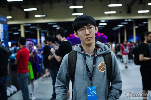 画像ギャラリー No.003のサムネイル画像 / ［EVO2017］「鉄拳7」部門，1278名の中からTOP8に残った選手に，決勝トーナメントへの意気込みを聞いてみた
