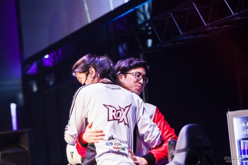 画像ギャラリー No.003のサムネイル画像 / ［EVO Japan］防御の重要性を強く感じた大会だった――「鉄拳7」部門優勝，Knee選手合同インタビュー