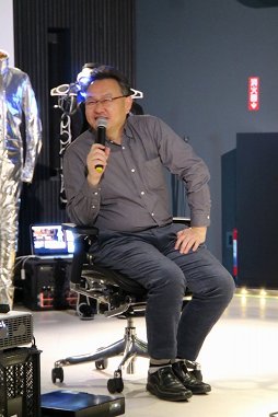 画像ギャラリー No.003のサムネイル画像 / 「Rez Infinite」の「The Game Awards 2016 Best VR Game」受賞を記念し，水口哲也氏とSIE 吉田修平氏が対談。二人が語るVRの可能性とは