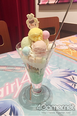 画像ギャラリー No.042のサムネイル画像 / 「セガコラボカフェ池袋 バンドやろうぜ！」が4月7日から期間限定でオープン。小林正典さんも登場したレセプションの模様をレポート