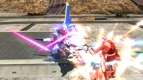 画像ギャラリー No.018のサムネイル画像 / AC「機動戦士ガンダムEXVS.MB ON」，2月20日の新参戦機体「ビルドストライクガンダムFP」の攻撃アクションと次回オンラインイベント杯を紹介