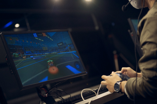 画像ギャラリー No.009のサムネイル画像 / 日テレのeスポーツ応援番組「eGG」，初の大会優勝は“TEAM iXA”