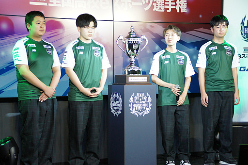 画像ギャラリー No.006のサムネイル画像 / 第5回全国高校eスポーツ選手権「ロケットリーグ」部門，決勝戦はN高同士の組み合わせに。接戦を制したのはLunatic選手率いる“ねこなま”