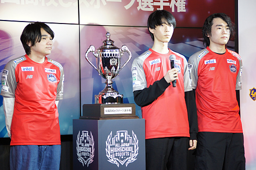 画像ギャラリー No.007のサムネイル画像 / 第5回全国高校eスポーツ選手権「ロケットリーグ」部門，決勝戦はN高同士の組み合わせに。接戦を制したのはLunatic選手率いる“ねこなま”