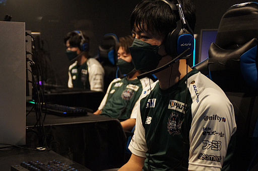 画像ギャラリー No.009のサムネイル画像 / 第5回全国高校eスポーツ選手権「ロケットリーグ」部門，決勝戦はN高同士の組み合わせに。接戦を制したのはLunatic選手率いる“ねこなま”