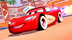 画像ギャラリー No.004のサムネイル画像 / 「ロケットリーグ」に，映画「カーズ」のライトニング・マックィーンが登場。原作さながらの豊かな表情で「Ka-chow」ゴールを決める