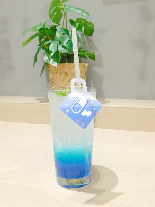 画像ギャラリー No.010のサムネイル画像 / 「『スタンドマイヒーローズ』in coly cafe!」レポート。今大路＆服部の誕生日はバースデーケーキでお祝いしよう♪