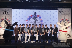 画像ギャラリー No.002のサムネイル画像 / 「ツキウタ。」のイベント「月歌夏祭り」をレポート。個性豊かなアイドルとマネージャーを演じる12人のキャストが登場したイベントの模様をお届け
