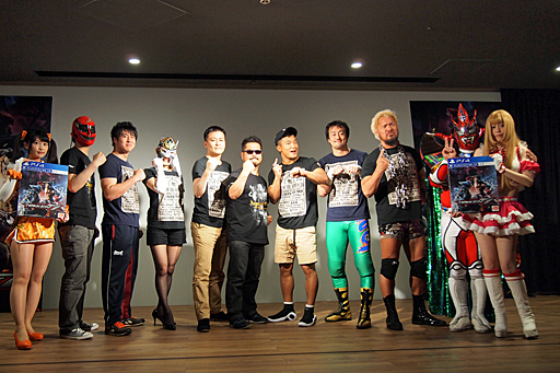 画像ギャラリー No.009のサムネイル画像 / 獣神サンダー・ライガー選手や真壁刀義選手らが「鉄拳7」でガチ対戦！ 現役レスラー4人による「鉄拳7 BATTLE TOURNAMENT 2017」収録現場レポート