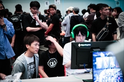 画像ギャラリー No.073のサムネイル画像 / 「鉄拳7」最後のMASTERCUPには765（ナムコ）人が参戦！　初のPC版開催となった同大会の模様をフォトレポートで紹介