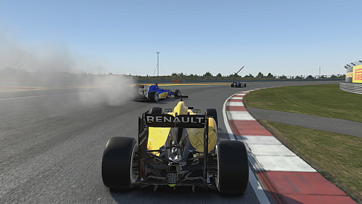 画像ギャラリー No.017のサムネイル画像 / 本日発売された「F1 2016」をレビュー。F1世界選手権をリアルに再現したシリーズ最新作で,至高の走りを楽しもう
