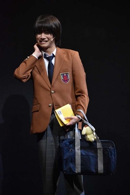 画像ギャラリー No.002のサムネイル画像 / ハローキティやポムポムプリンも参戦！　サンリオ男子たちがダンス＆コントで会場を盛り上げる「ミラクル☆ステージ『サンリオ男子』」ゲネプロ公演をレポート