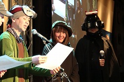 画像ギャラリー No.013のサムネイル画像 / 「ボコスカウォーズII」の発売記念イベントが開催。前作の発売から33年間シリーズを支えてきた人達に，監督のラショウ氏が感謝を示した