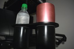 画像ギャラリー No.004のサムネイル画像 / 編集部員の買い物を好きに紹介する不定期連載「買い物Surfer」が復活。1万8000円のドリンクホルダーで給水してみる（「買い物Surfer」第6回）