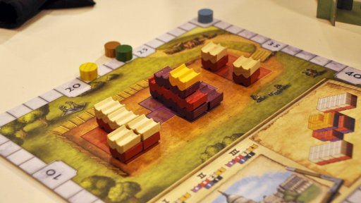 画像ギャラリー No.002のサムネイル画像 / ［SPIEL’16］QUEEN Gamesが贈る新作アブストラクトゲーム「GL&Uuml;X」試遊レポート。建築ゲームの「Monument World」も合わせて紹介