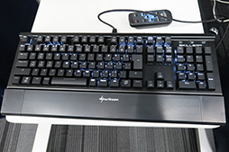 画像ギャラリー No.011のサムネイル画像 / SHARKOONのゲーマー向けブランド「SKILLER」が国内発売決定。第1弾はキーボードとマウス，ヘッドセットなど5製品9モデルに