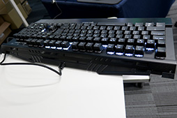 画像ギャラリー No.013のサムネイル画像 / 【PR】SHARKOONのゲーマー向け周辺機器ブランド「SKILLER」を見逃すな。日本上陸第1弾製品をまとめて紹介