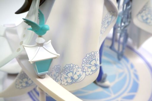 画像ギャラリー No.005のサムネイル画像 / 初めてのスケールフィギュアは「崩壊3rd」の「フカ・雲墨丹心 蒼い鳥の庭Ver.」にした話（「買い物Surfer」第21回）