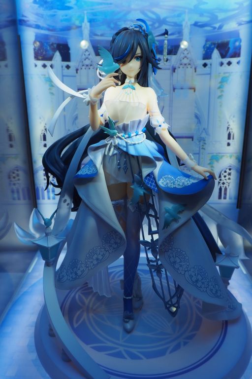 画像ギャラリー No.014のサムネイル画像 / 初めてのスケールフィギュアは「崩壊3rd」の「フカ・雲墨丹心 蒼い鳥の庭Ver.」にした話（「買い物Surfer」第21回）