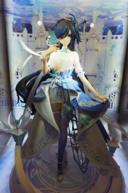 画像ギャラリー No.015のサムネイル画像 / 初めてのスケールフィギュアは「崩壊3rd」の「フカ・雲墨丹心 蒼い鳥の庭Ver.」にした話（「買い物Surfer」第21回）