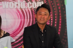 画像ギャラリー No.003のサムネイル画像 / 岩谷麻優選手が公開前の収録選手名を思わずポロリ？ 「ファイヤープロレスリング ワールド」の「スターダム」コラボ記者会見をレポート