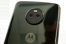 画像ギャラリー No.005のサムネイル画像 / Motorola，デュアルレンズ搭載の新型スマートフォン「Moto X4」を発売。「Moto Mods」の新作となるゲームパッドも
