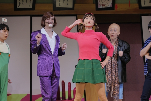 画像ギャラリー No.006のサムネイル画像 / 松野家，崩壊の危機――？　6つ子たちが本領発揮した喜劇「おそ松さん」ゲネプロ公演をレポート