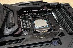 画像ギャラリー No.009のサムネイル画像 / 「Core i7-8700K」「Core i5-8400」レビュー。第8世代CoreのデスクトップPC向け6コアモデルはどれだけ速いのか
