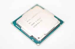 画像ギャラリー No.002のサムネイル画像 / 「Core i7-8700K」「Core i5-8400」レビュー後編。Coffee Lake-Sは「6コア版Kaby Lake-S」なのか？