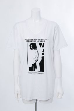 画像ギャラリー No.001のサムネイル画像 / 「モンスターハンター」と後藤真希さんのコラボキャップ＆Tシャツが登場。予約受付を開始
