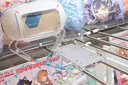 画像ギャラリー No.021のサムネイル画像 / 「プリンセスコネクト！Re:Dive」と「GiGO」がコラボ。クレーンゲームに描き下ろしイラストを使用した限定景品が登場