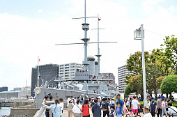 画像ギャラリー No.036のサムネイル画像 / いざ！ 横須賀鎮守府へ。「WoWS×アズレン」コラボイベント「三笠大先輩の横須賀散策」スタンプラリーをレポート