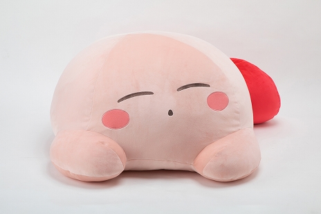 画像ギャラリー No.008のサムネイル画像 / 「星のカービィ」のぬいぐるみ“すやすやフレンド おうちでリラックス カービィ”が完全受注生産で登場。予約受付は本日開始