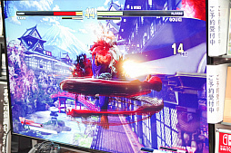 画像ギャラリー No.012のサムネイル画像 / 「ストリートファイターV アーケードエディション」の発売記念イベントが開催。ときどさんとマゴさんが，本気の戦いを繰り広げた